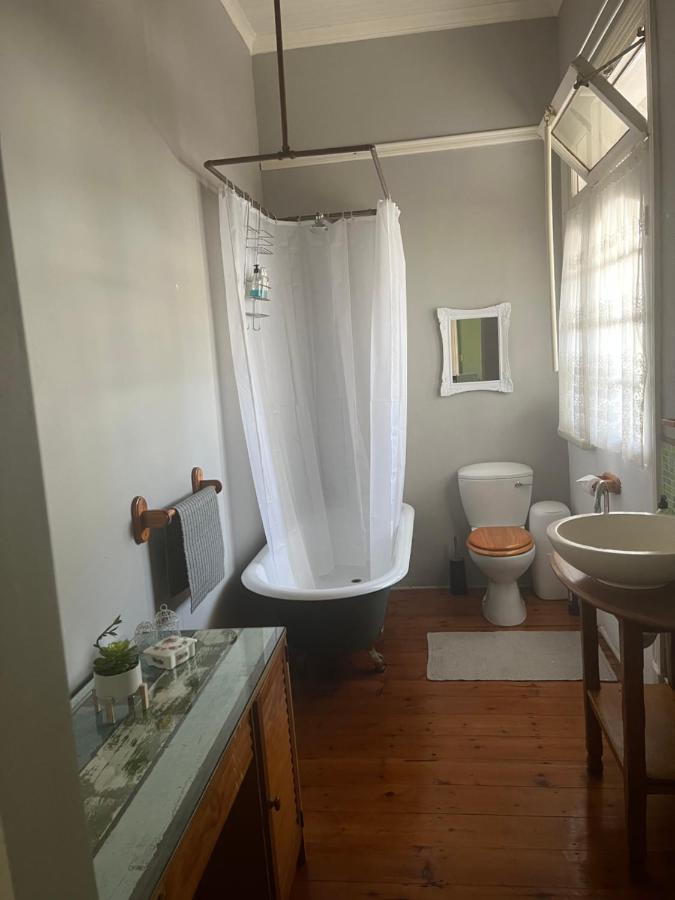 Sunny Private Room On The Porch Port Elizabeth Exterior photo